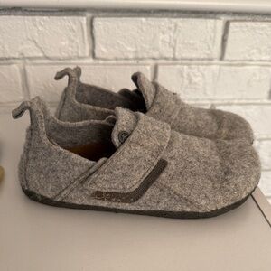 BIRKENSTOCK Cozy Gray Kids Shoes